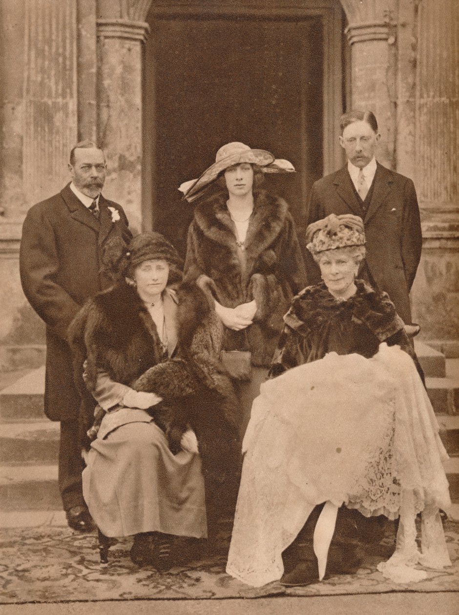Bautizo del primer hijo de Mary, Princesa Real, Goldsborough, Yorkshire, 1923 1935 de Unbekannt