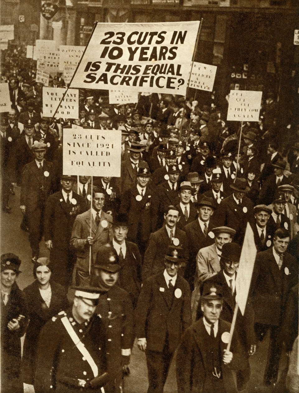 Funcionarios protestando contra recortes salariales, Londres, octubre de 1931, 1935 de Unbekannt
