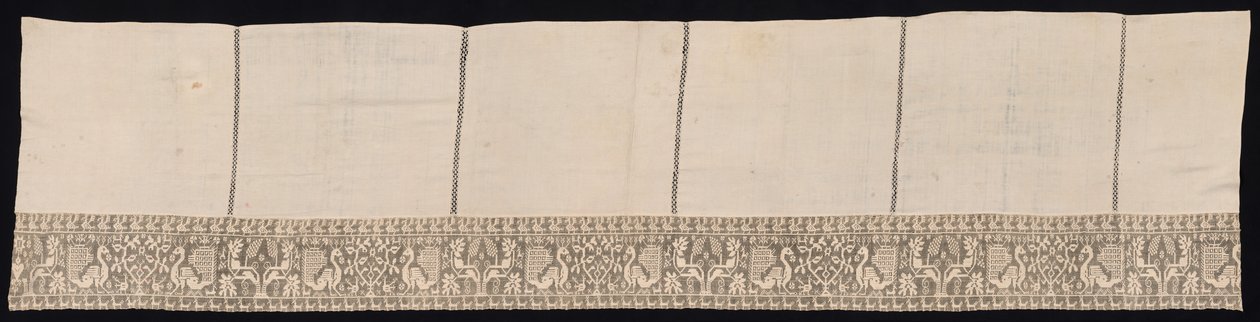 Tela con borde de pavos reales y vegetación, siglos XVII-XVIII de Unbekannt