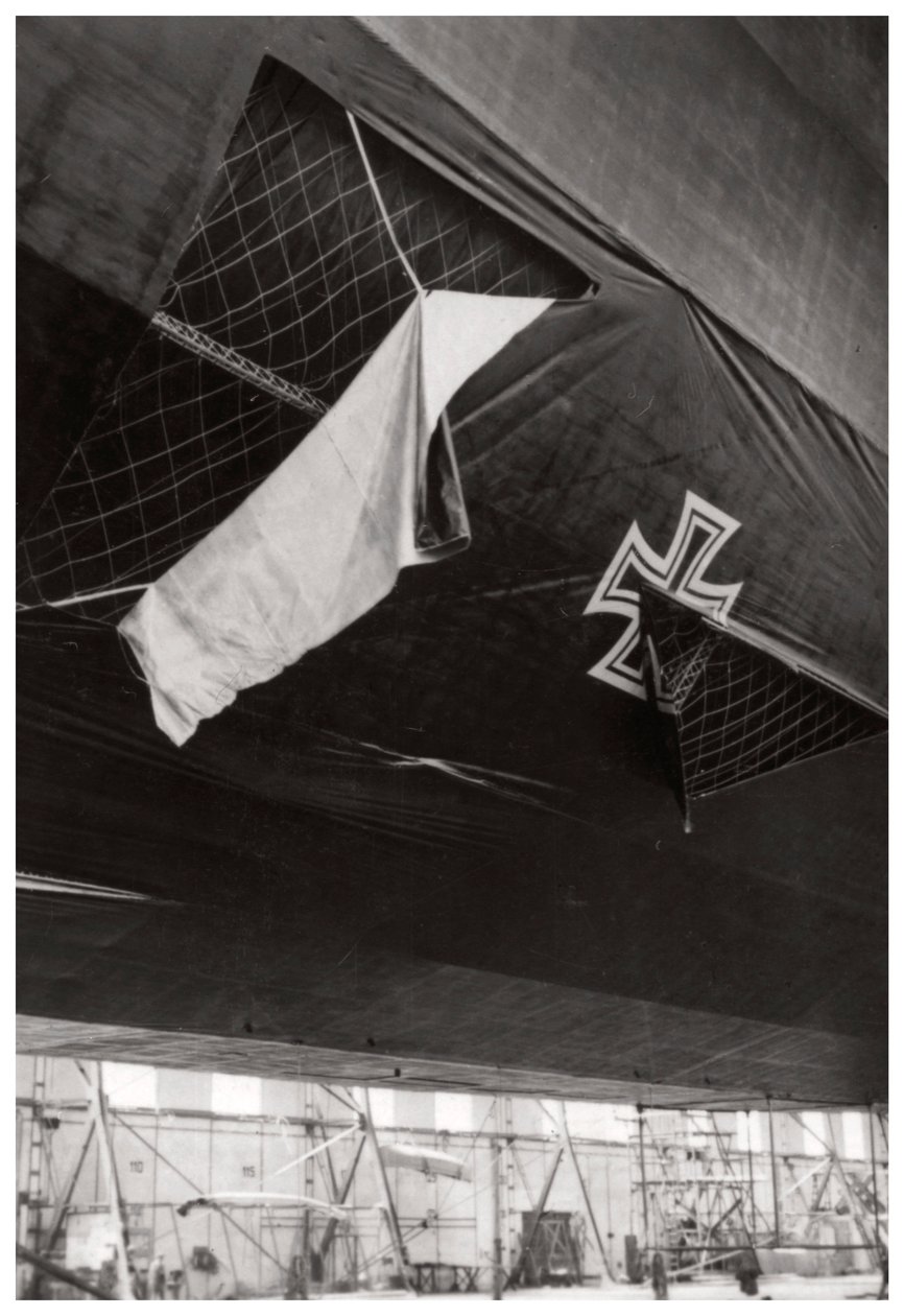 Dirigible Zeppelin de la marina alemana dañado, Primera Guerra Mundial, 1914-1918 de Unbekannt
