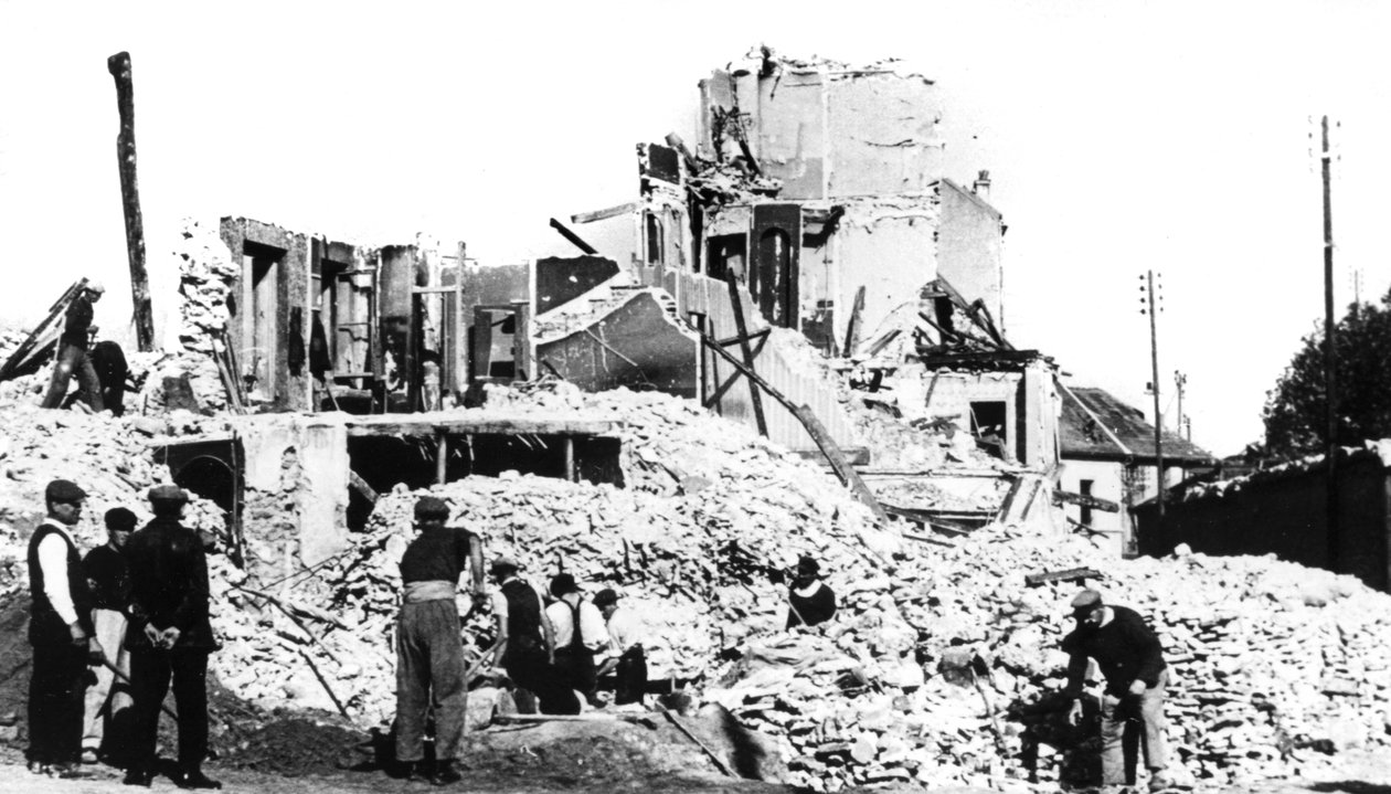 Edificio destruido, liberación de Francia, St Cyr, agosto 1944 de Unbekannt