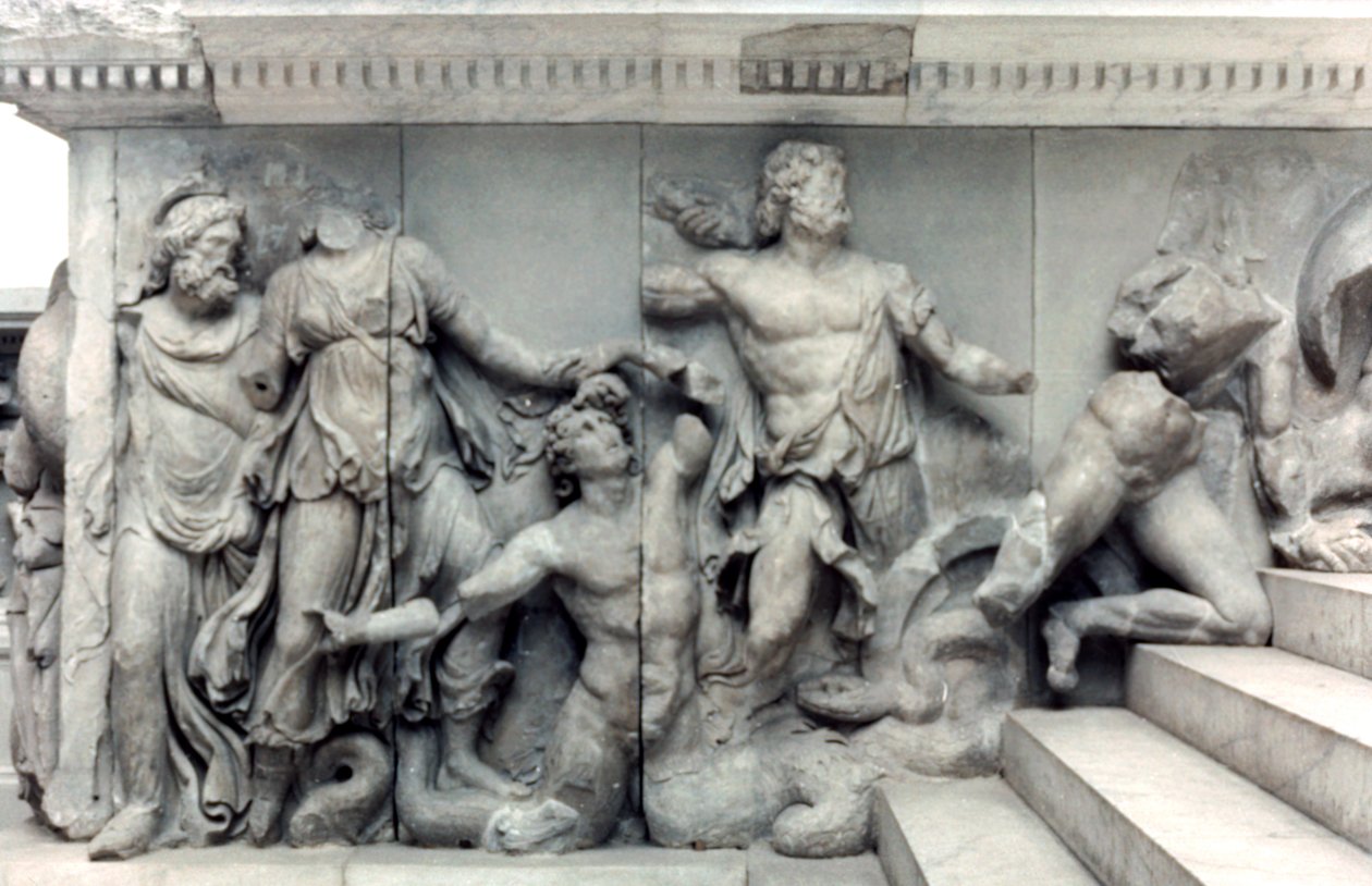(detalle) del Gran Friso del Altar de Pérgamo, 180-159 a.C. de Unbekannt
