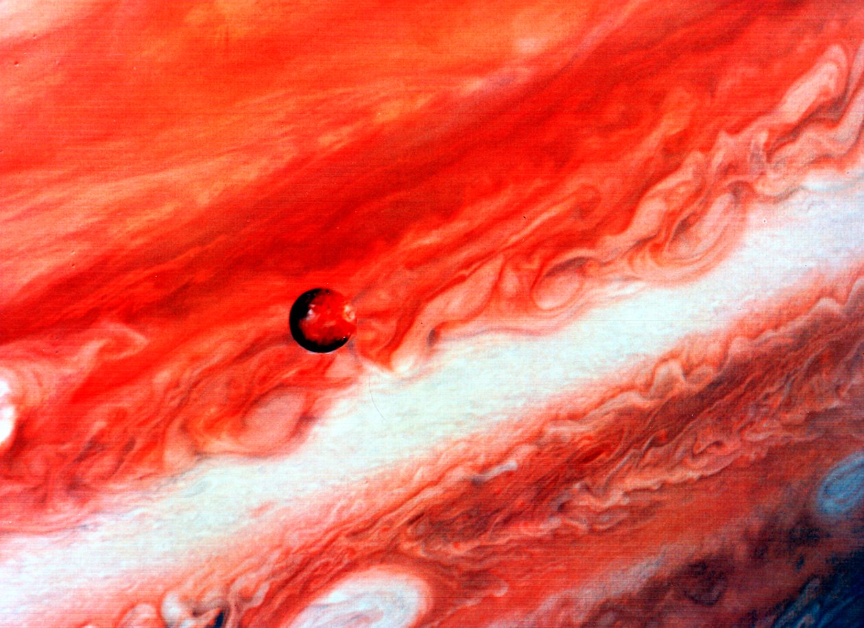 (detalle) de Júpiter y su satélite interior Io de Unbekannt