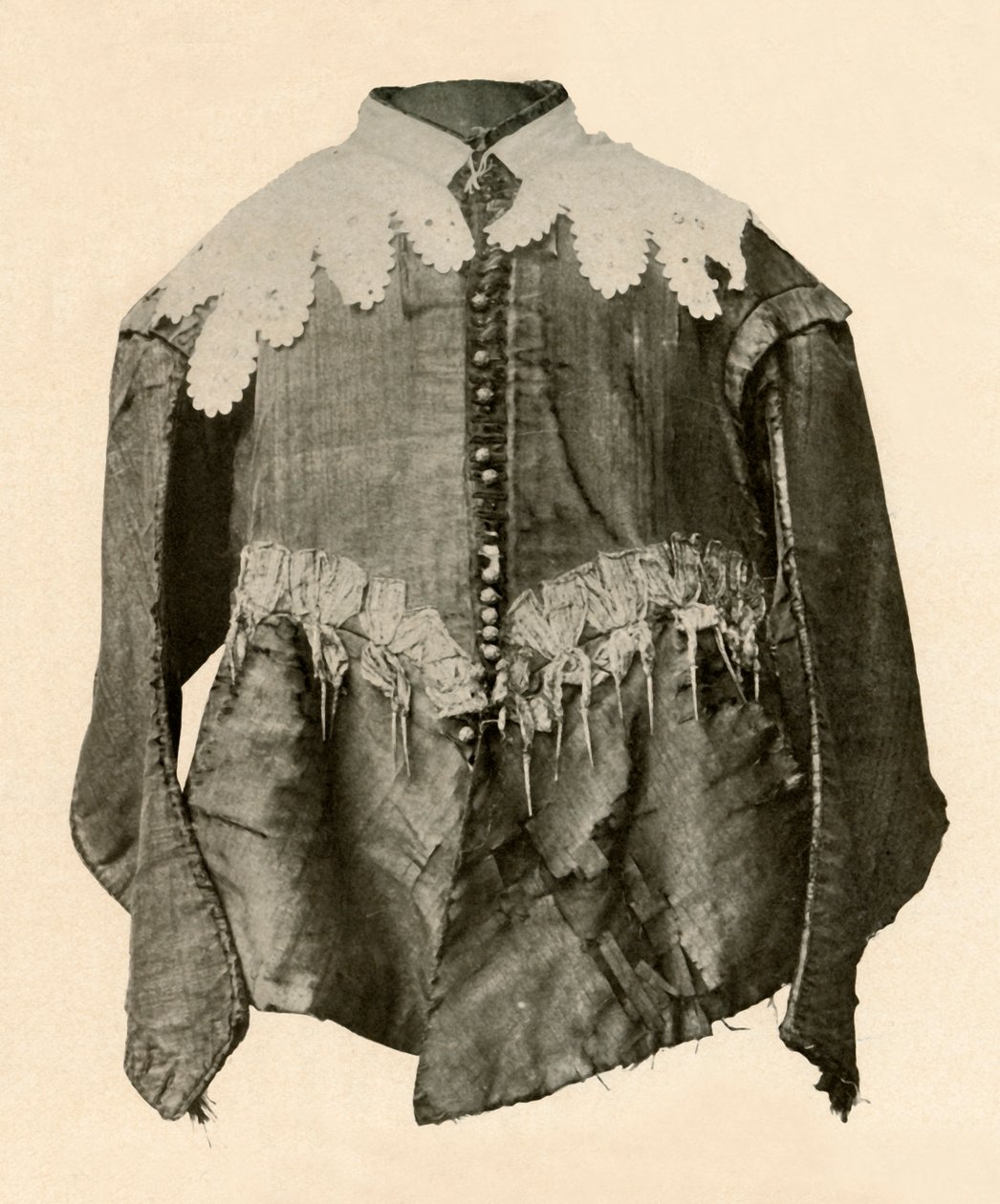 Jubón de seda negra adornado con galón y agujetas de plata, siglo XVII, 1937 de Unbekannt