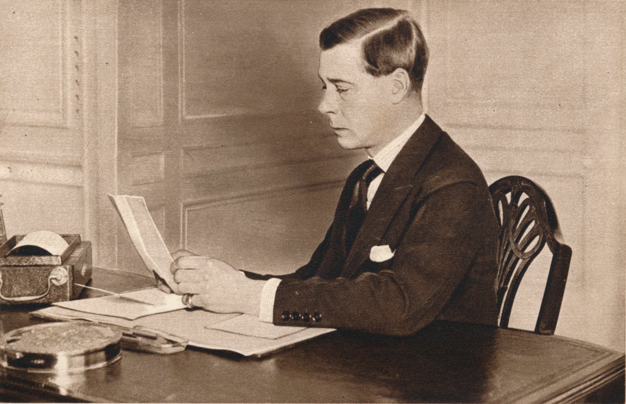 Eduardo VIII trabajando en su oficina en el Palacio de St. James, Londres, 1936 de Unbekannt
