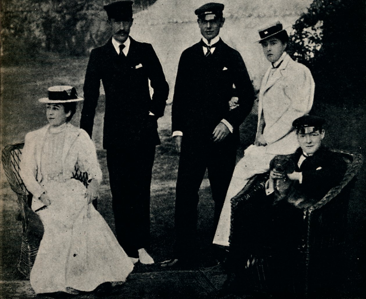 Grupo familiar en Cowes, principios de la década de 1890, 1945 de Unbekannt