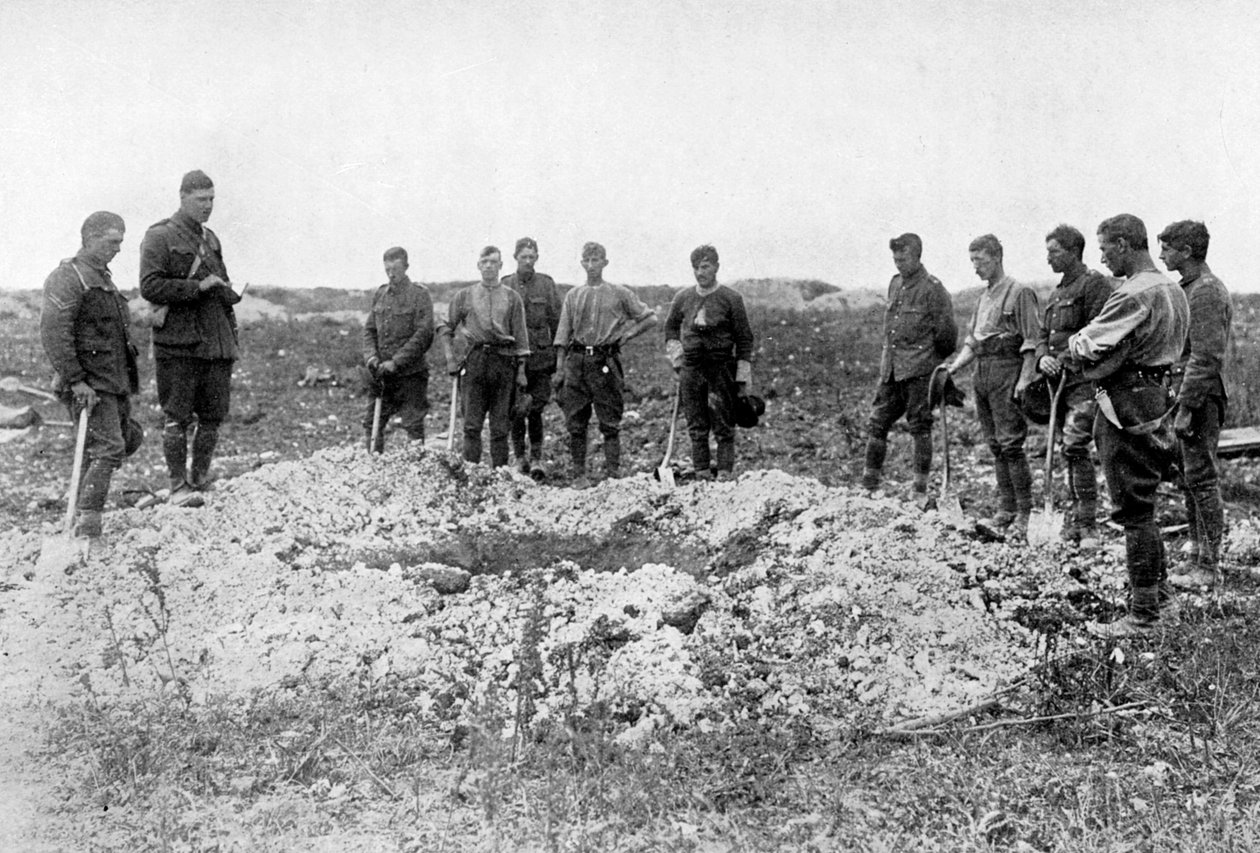 Funeral en el Frente Occidental, Primera Guerra Mundial, 1916 de Unbekannt
