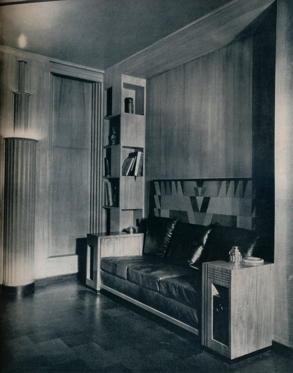 Mobiliario e interior de una oficina privada. Diseñado por Joseph Sinel, 1930 de Unbekannt