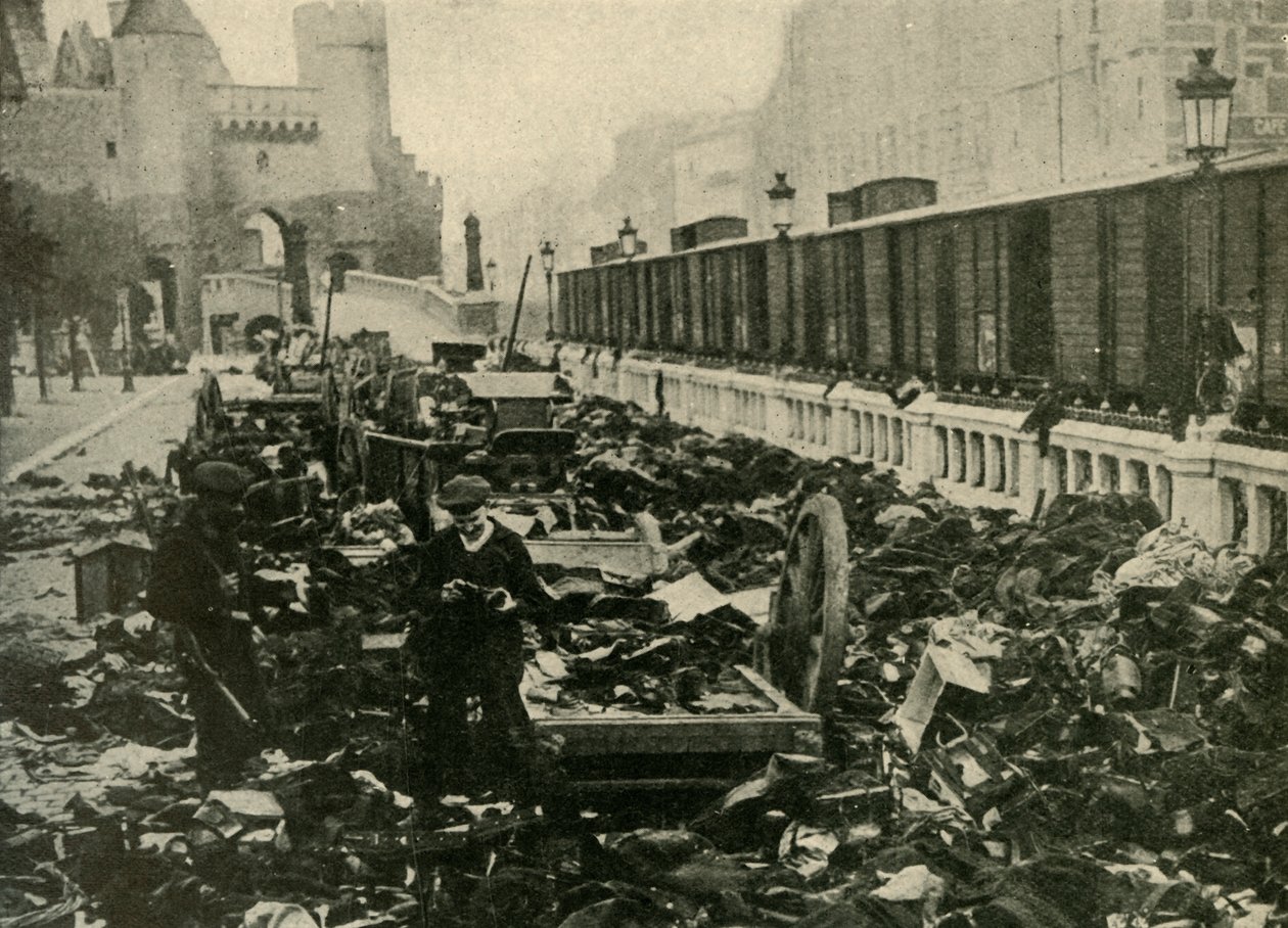 Marineros alemanes en Amberes, Bélgica, Primera Guerra Mundial, 1914, c1920 de Unbekannt