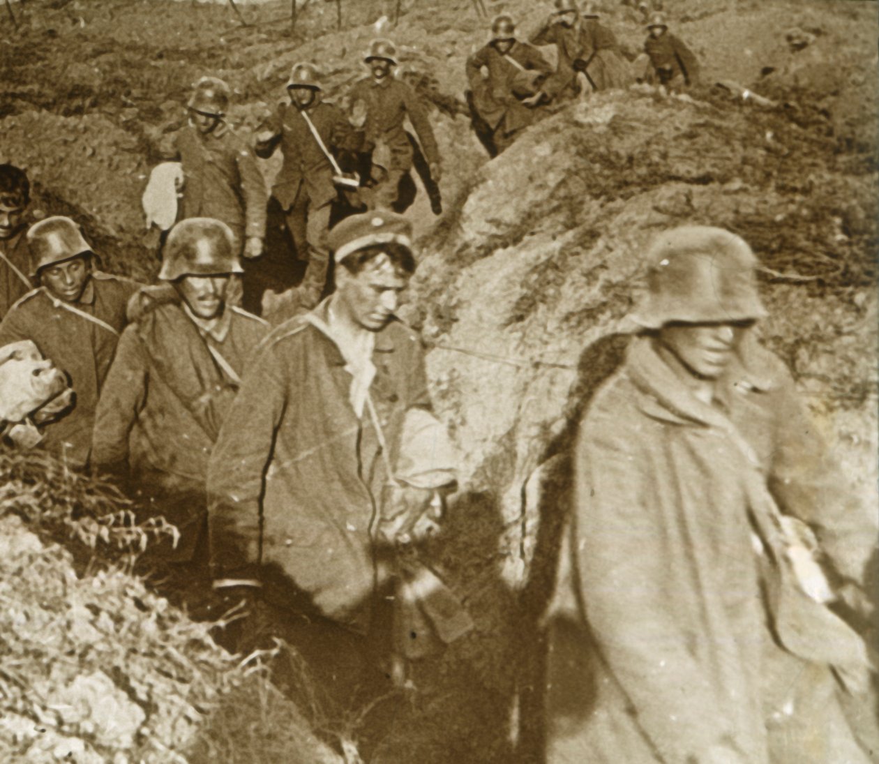 Soldados alemanes, Bois des Chevaliers, Vaux, norte de Francia, c1914-c1918 de Unbekannt