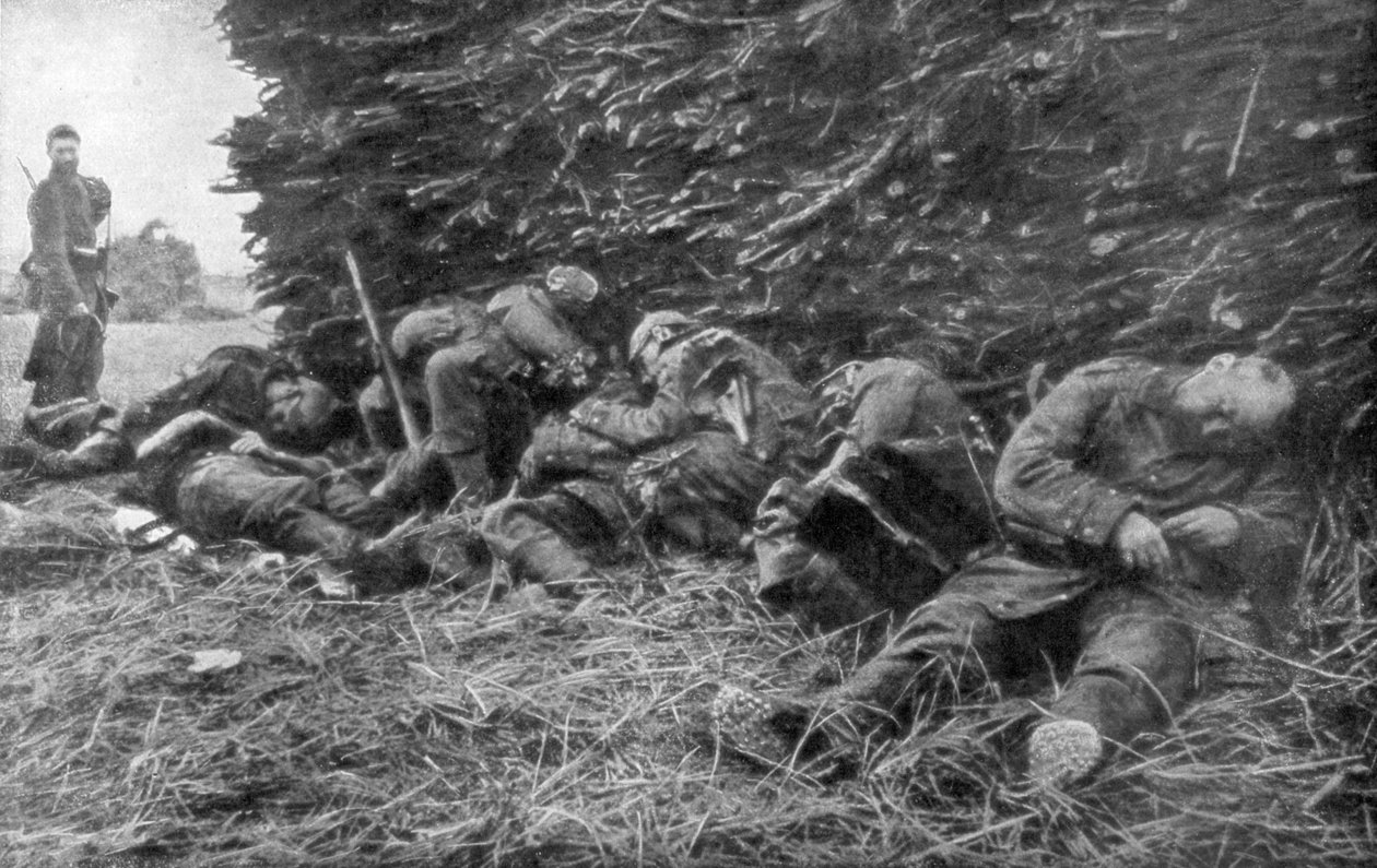 Soldados alemanes muertos por fuego de artillería, Primera Batalla del Marne, Francia, 5-12 de septiembre de 1914 de Unbekannt