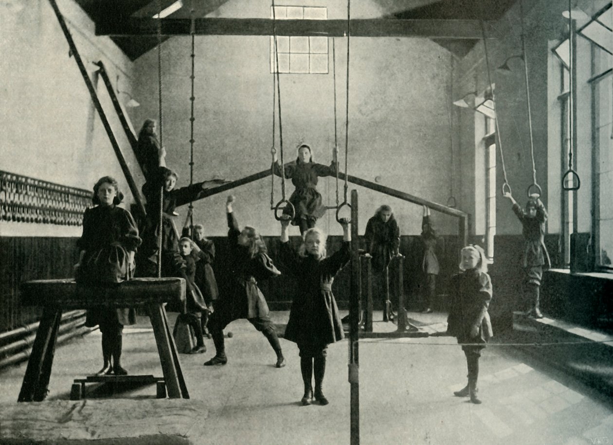 Gimnastas en la Real Institución para Sordos y Mudos, Friar Gate, Derby, 1902 de Unbekannt