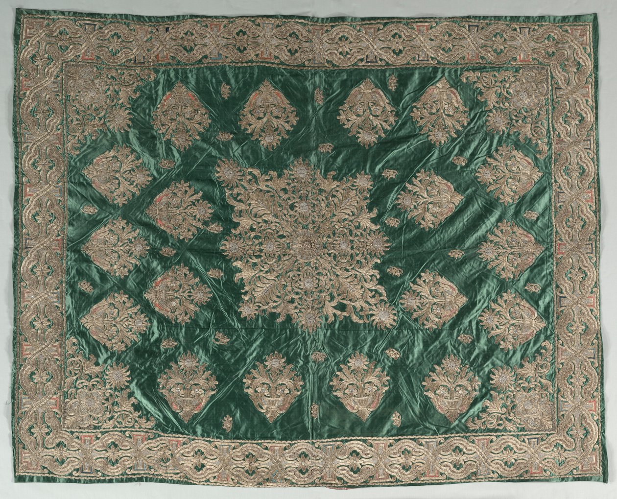 Cubierta bordada con hilo de oro, 1800s de Unbekannt