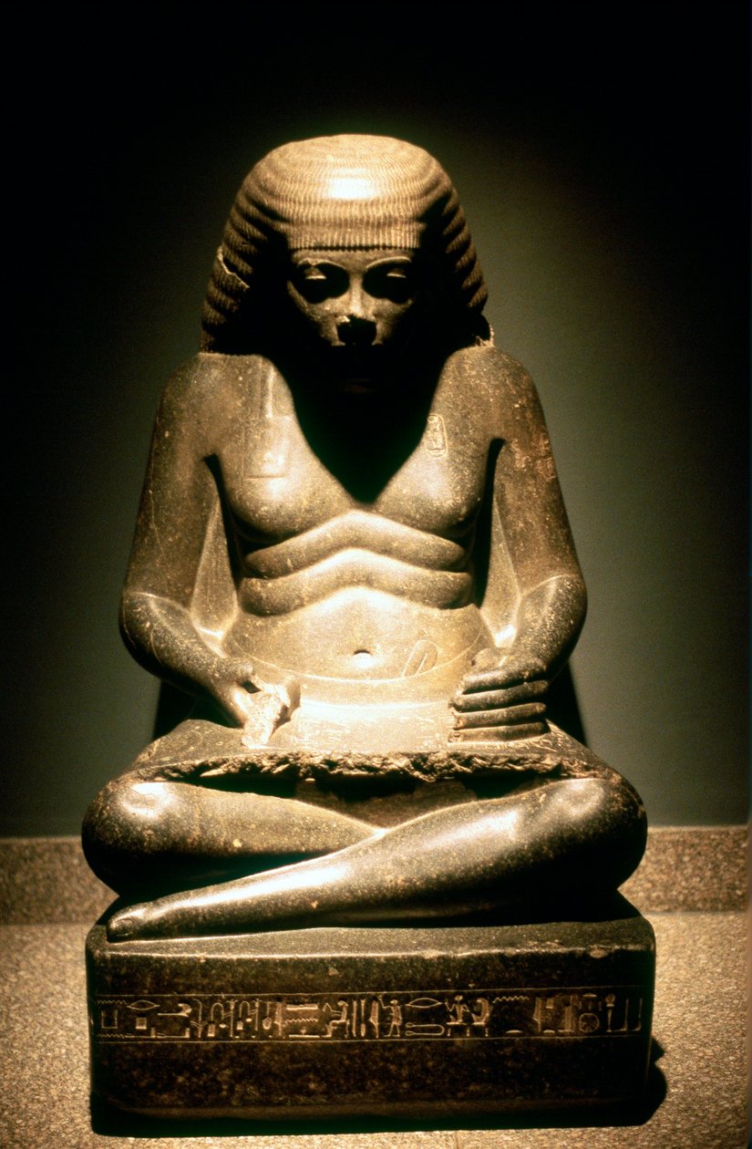 Estatua de granito de un escriba egipcio antiguo sentado, de Karnak, dinastía 17-18, c. 1500 a.C. de Unbekannt