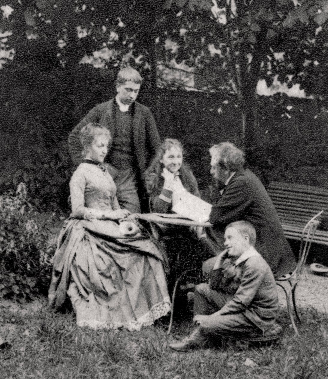 Gustave Eiffel, ingeniero francés, con su familia, 1882 de Unbekannt