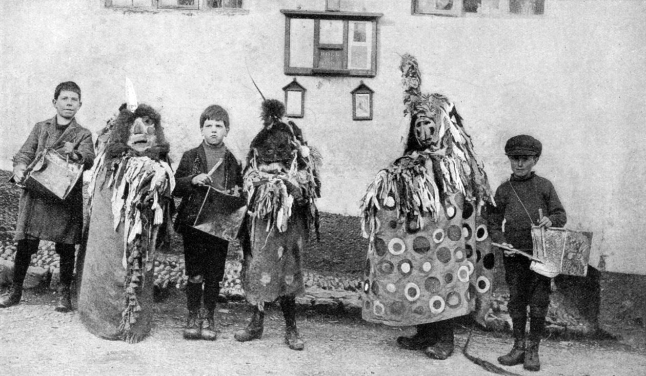 Caballito de madera, ceremonias del Primero de Mayo, Somerset, c. 1922 de Unbekannt