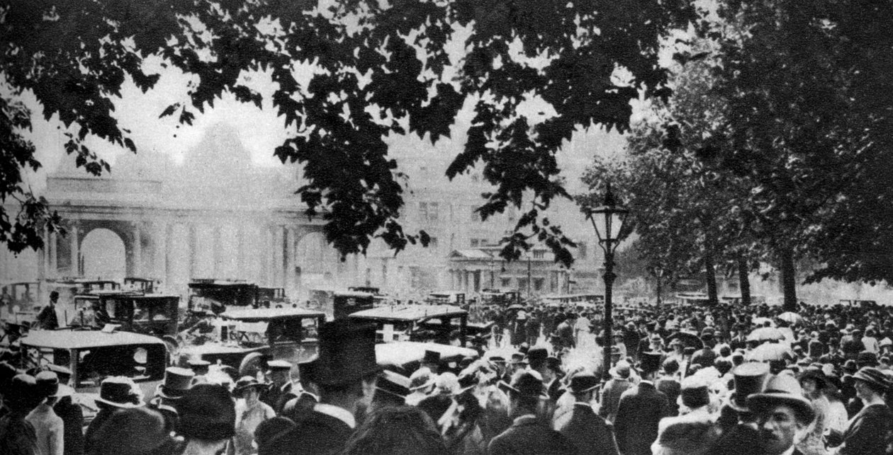 Hyde Park en un buen domingo de Ascot, Londres, 1926-1927 de Unbekannt