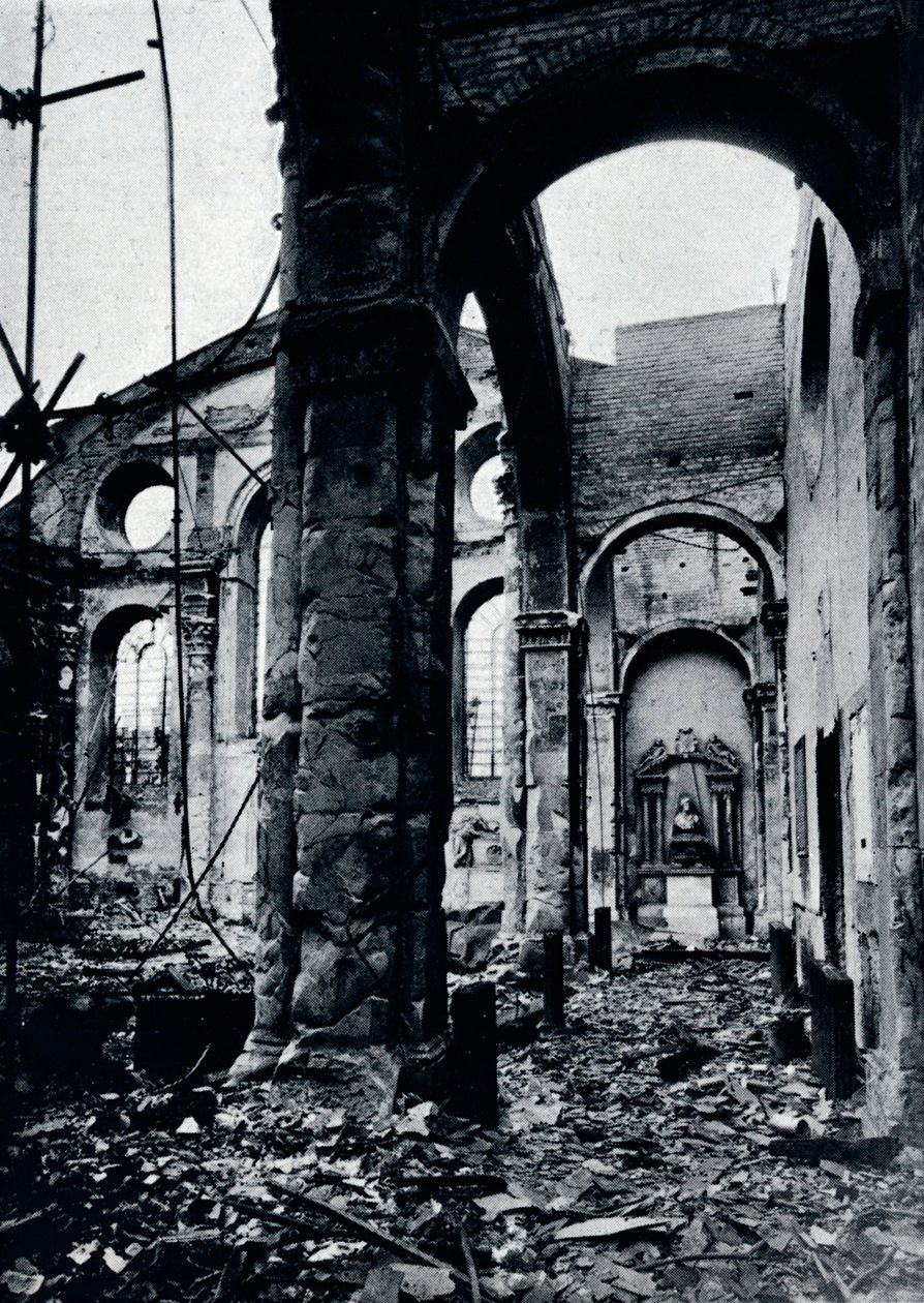 Interior de la Iglesia de St. Mary Le Bow, Cheapside quemada en un ataque aéreo, 1941 de Unbekannt