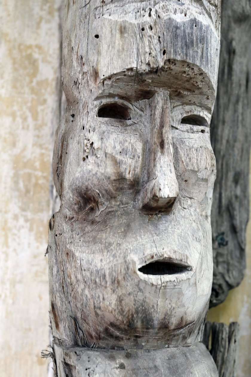Grupo étnico Jarai (Gia Rai). Espíritu guardián de una tumba Jarai. Estatua de madera. Kon Tum. Vietnam de Unbekannt