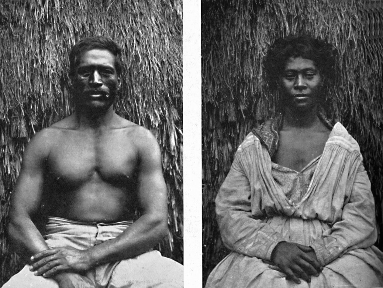 Hawaianos masculinos y femeninos de frente, 1902 de Unbekannt