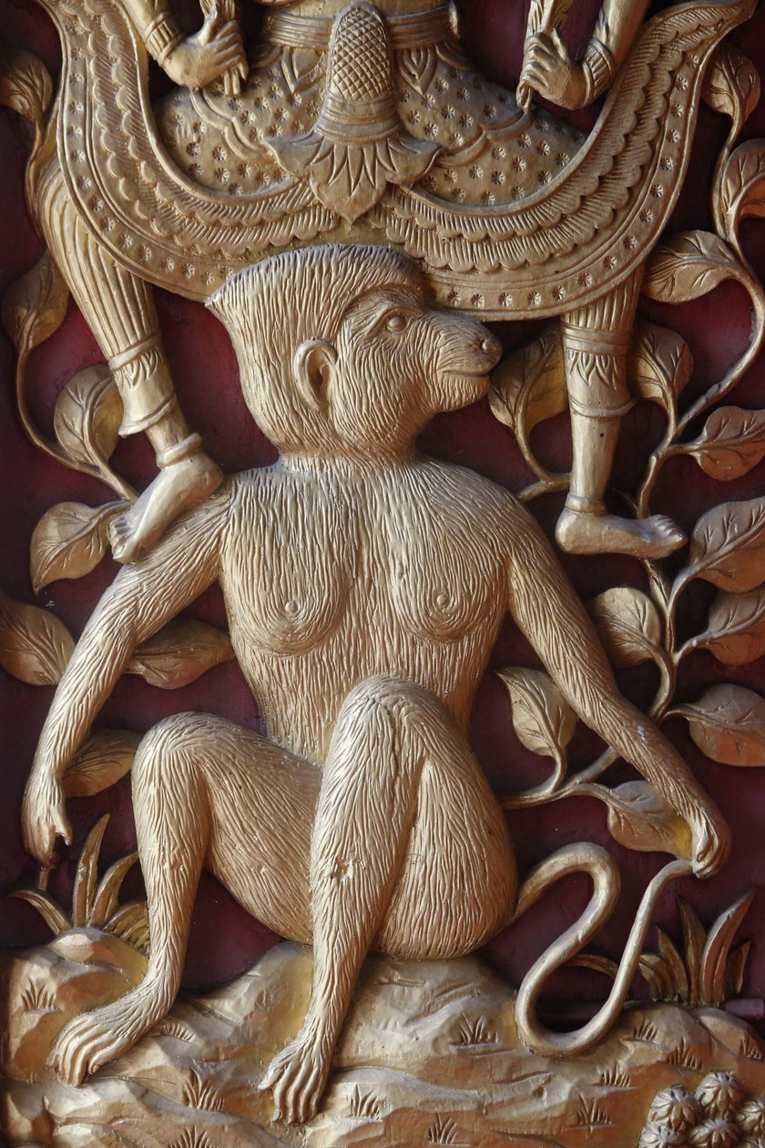 Relieve de mono en una puerta en Wat Dab Phai, Chiang Mai, Tailandia de Unbekannt