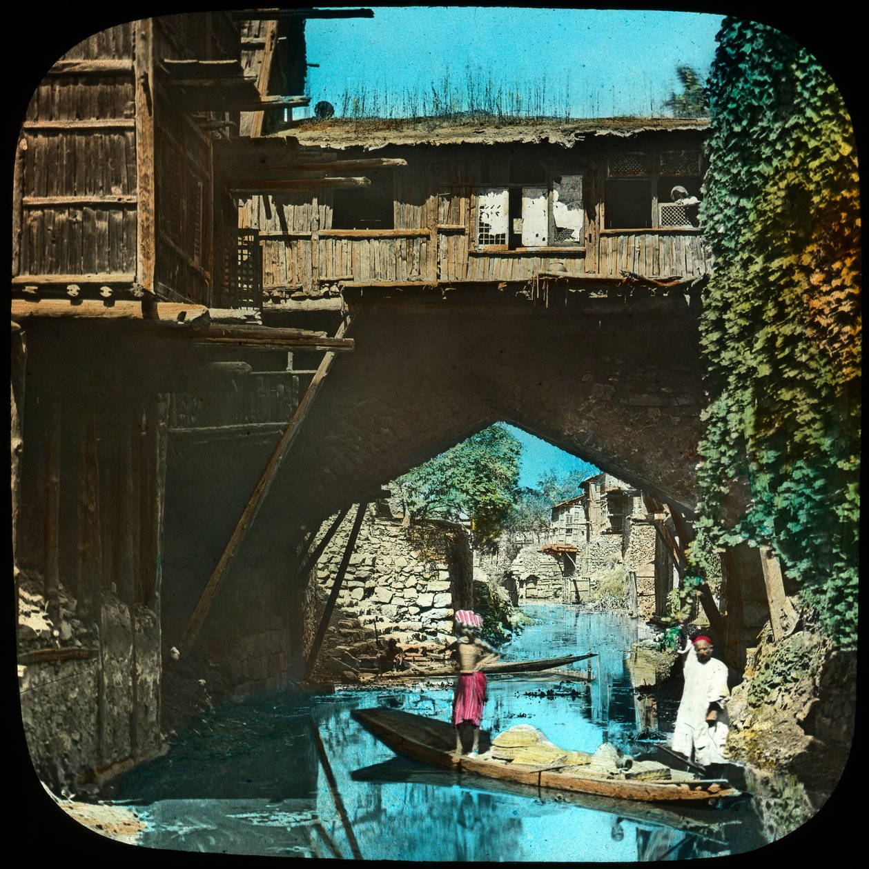 Puente viejo, Srinagar, Cachemira, India, finales del siglo XIX o principios del XX de Unbekannt