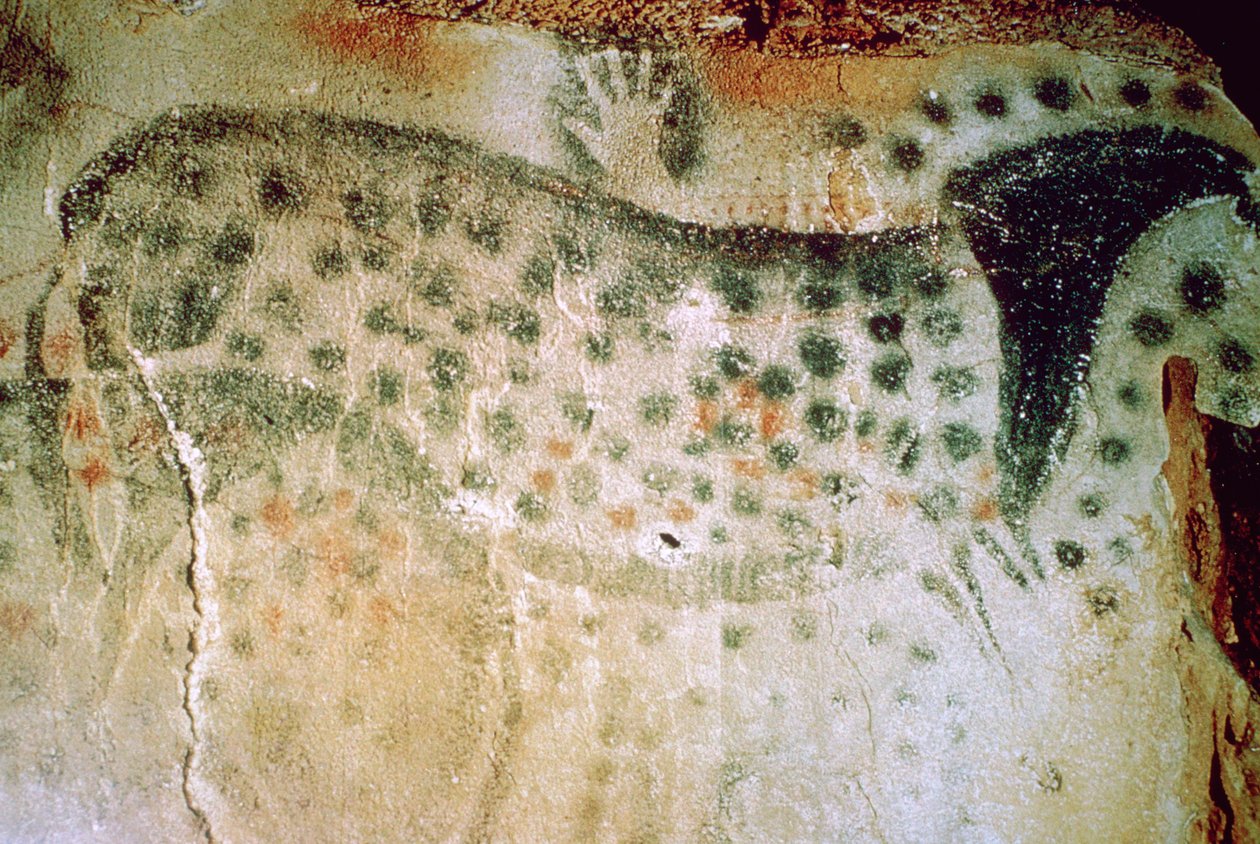 Pintura rupestre paleolítica de un caballo y manos humanas de Francia de Unbekannt