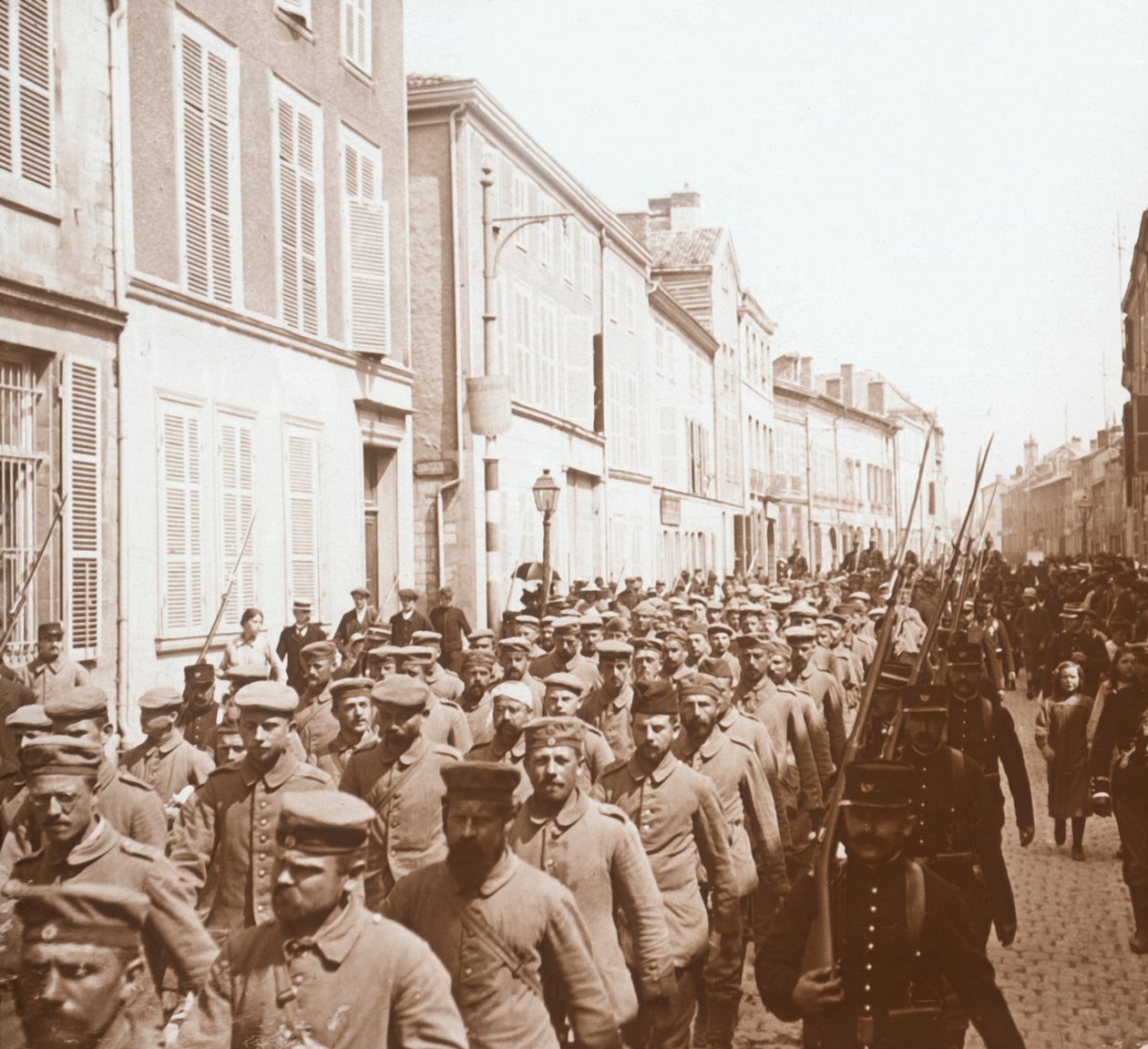 Prisioneros, Chalons, norte de Francia, c1914-c1918 de Unbekannt