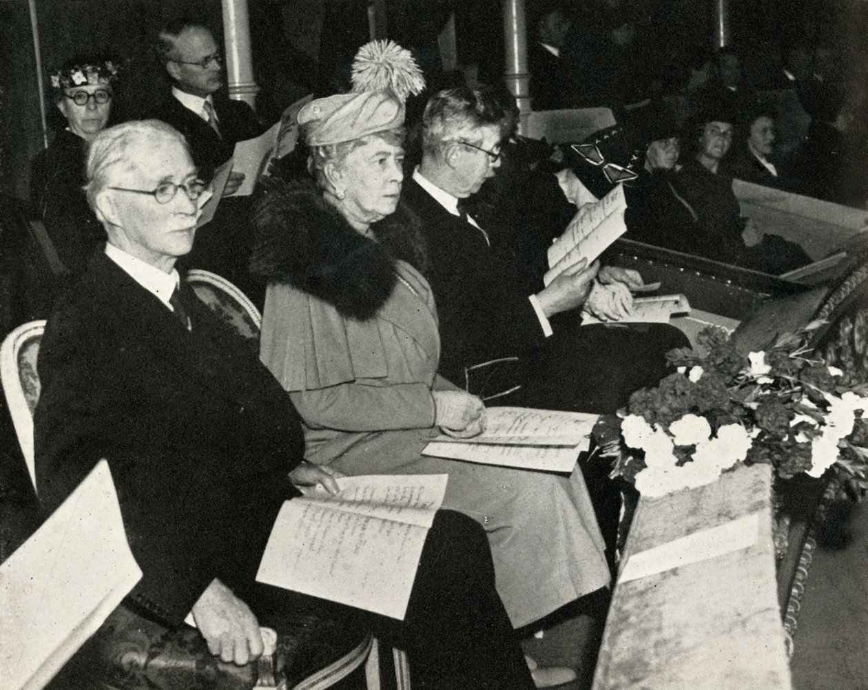 La Reina María en el concierto de Acción de Gracias por la Victoria, Royal Albert Hall de Unbekannt
