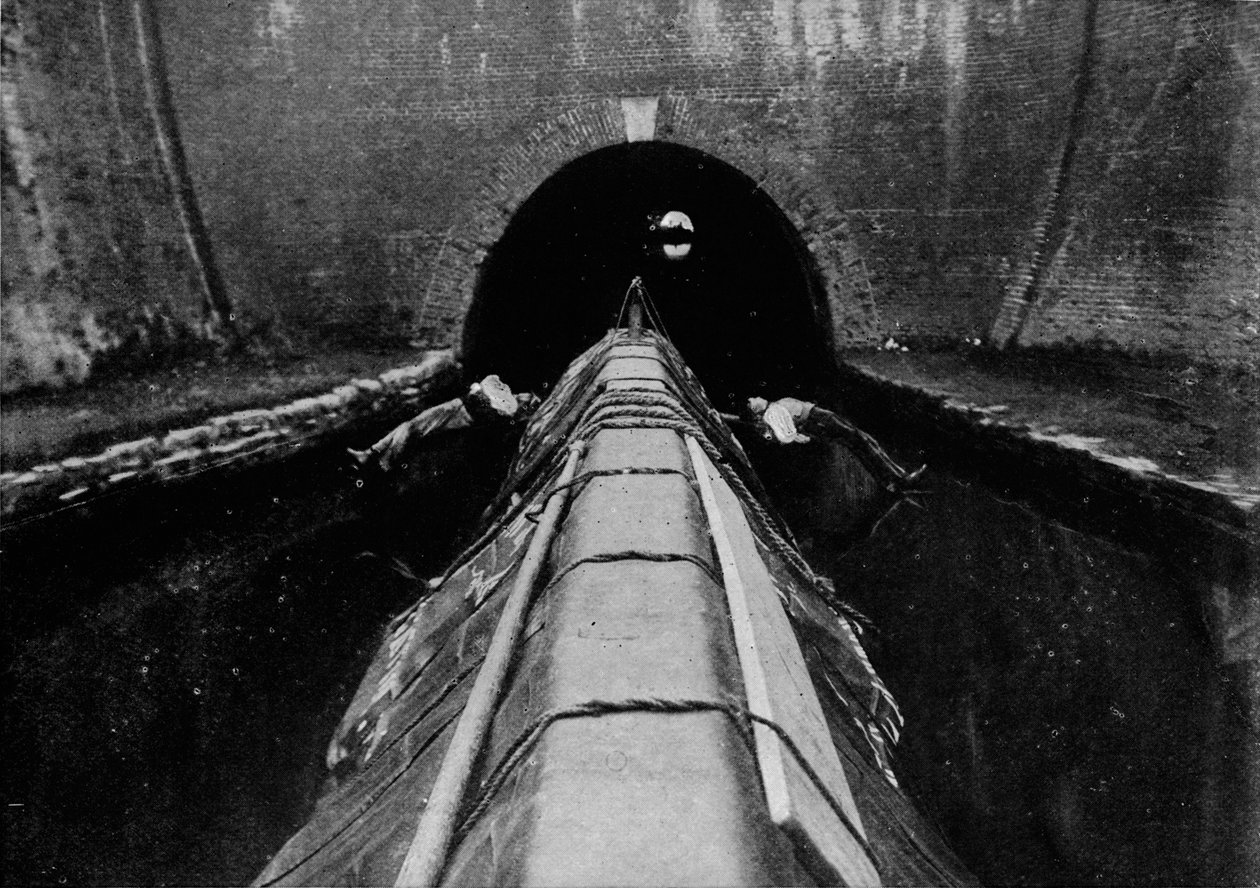 Listo para empezar a remar un barco de canal, Londres de Unbekannt