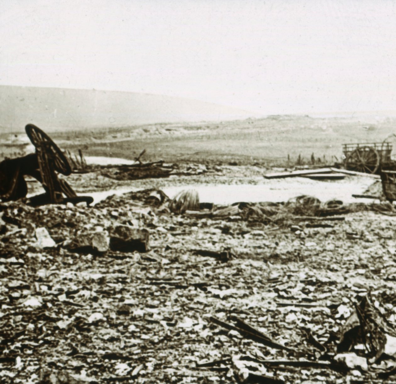 Camino a Verdún, norte de Francia, c1914-c1918 de Unbekannt