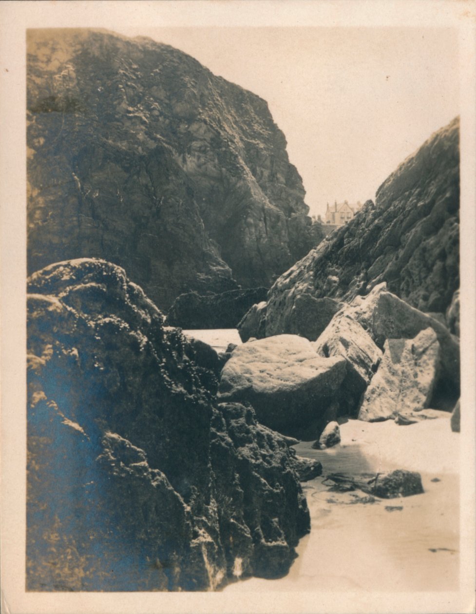 Rocas en Newquay, 1927 de Unbekannt