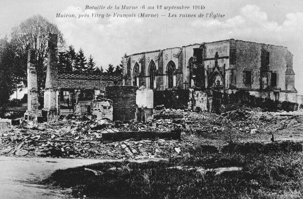 Iglesia en ruinas, Huiron, Francia, Batalla del Marne, Primera Guerra Mundial, 1914 de Unbekannt