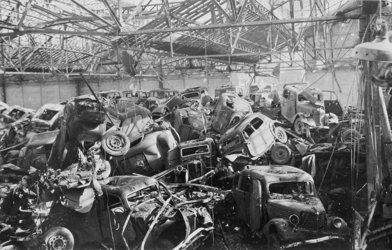 Ruinas de la fábrica Renault, Boulogne-Billancourt, París, c1942 de Unbekannt
