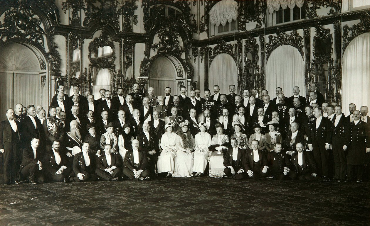 Sesión del comité de la Gran Duquesa Tatiana Nikolaievna de Rusia, principios del siglo XX de Unbekannt