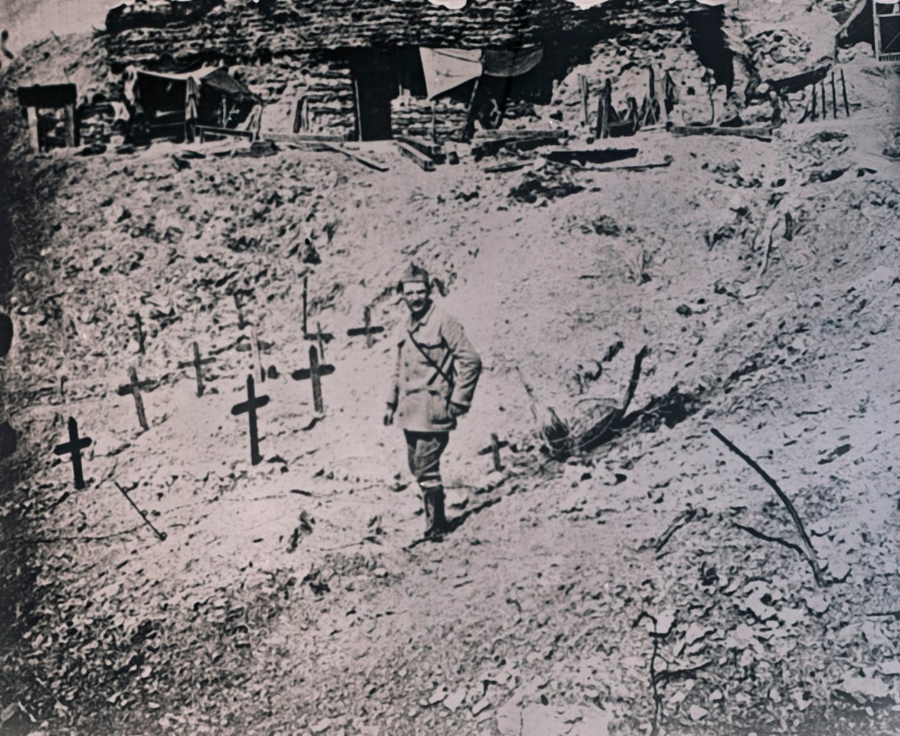 Soldado entre cruces de madera de Unbekannt