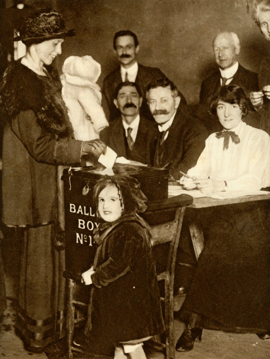Algunas mujeres pueden votar por primera vez, Gran Bretaña, 14 de diciembre de 1918, 1935 de Unbekannt