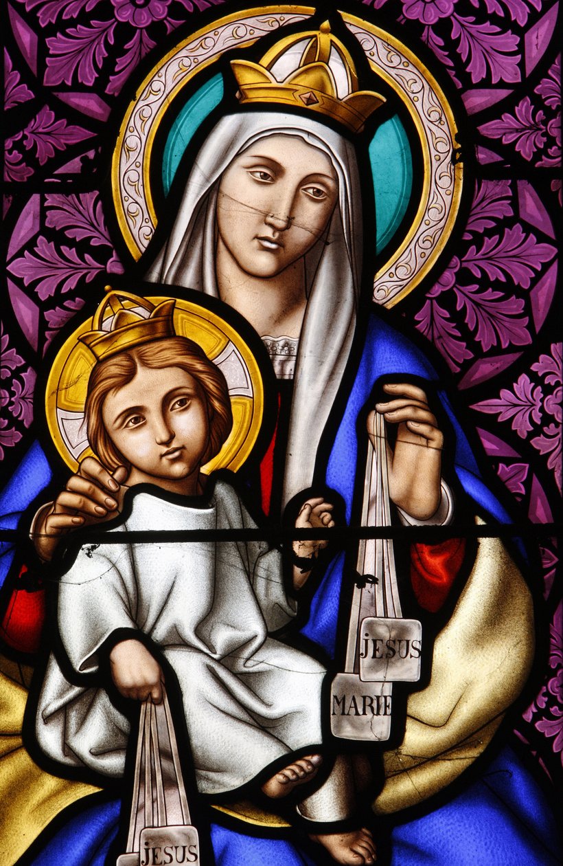 Vidriera en la iglesia de Pont L
