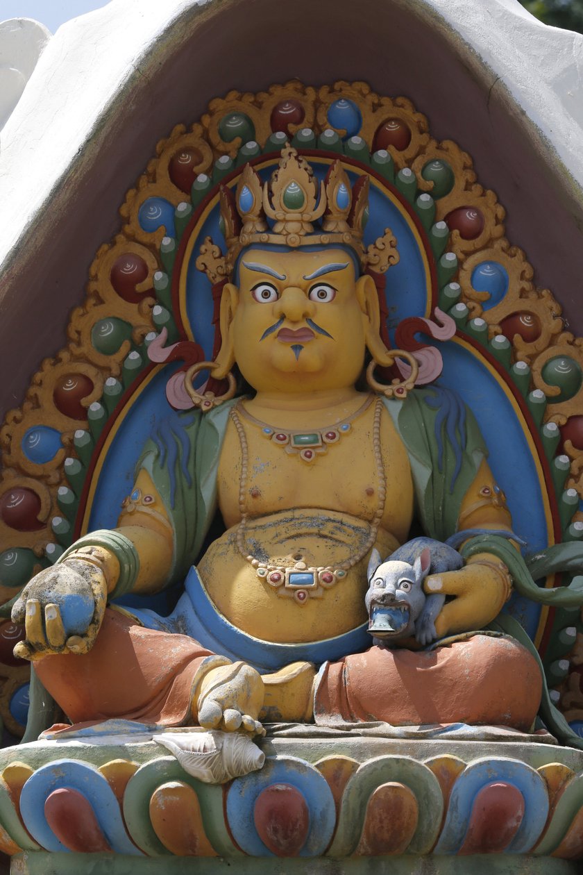 Templo de los Mil Budas. Congregación Dashang Kagyu Ling. Deidad. Dzambala: el Buda de la Riqueza, La Boulaye, Francia de Unbekannt