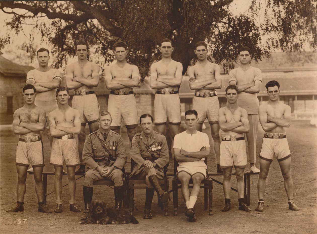El equipo de boxeo del batallón del Primer Batallón, El Regimiento Real de West Kent. Poona de Unbekannt