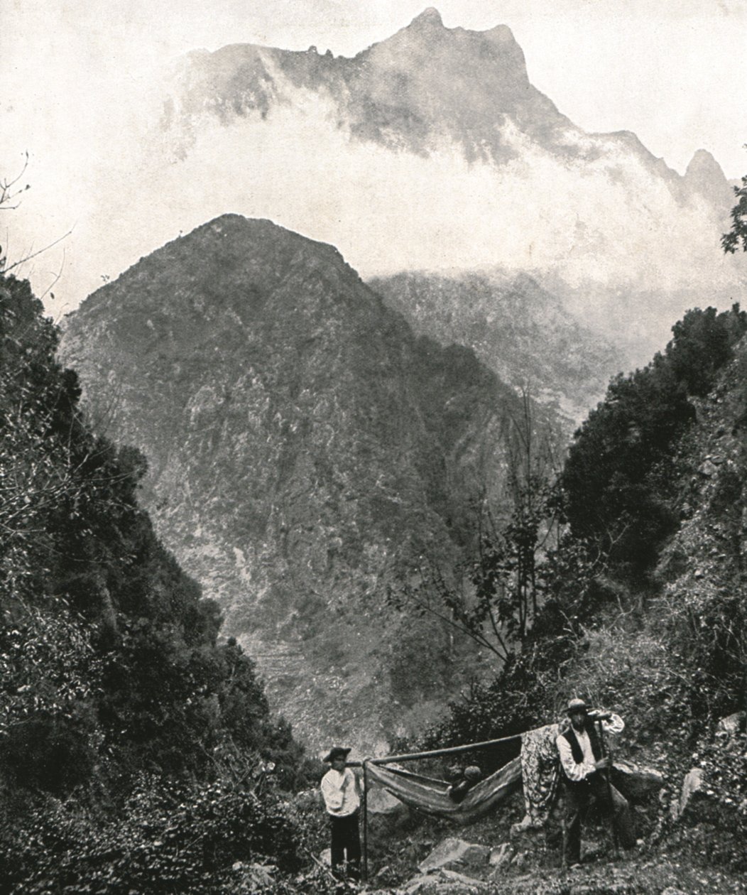 El Gran Curral, Madeira, Portugal, 1895 de Unbekannt