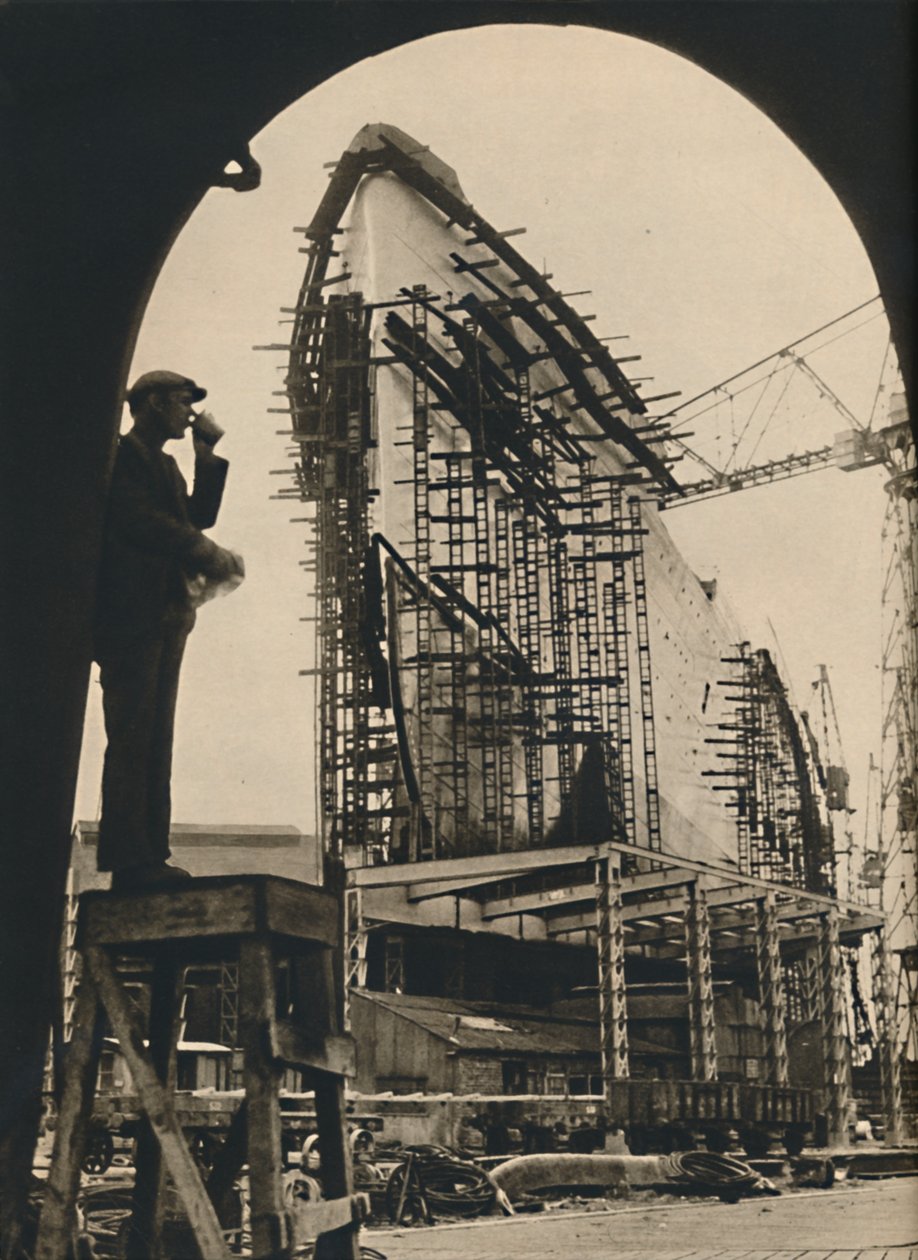 El casco masivo, parcialmente colocado, 1930-1934, 1936 de Unbekannt