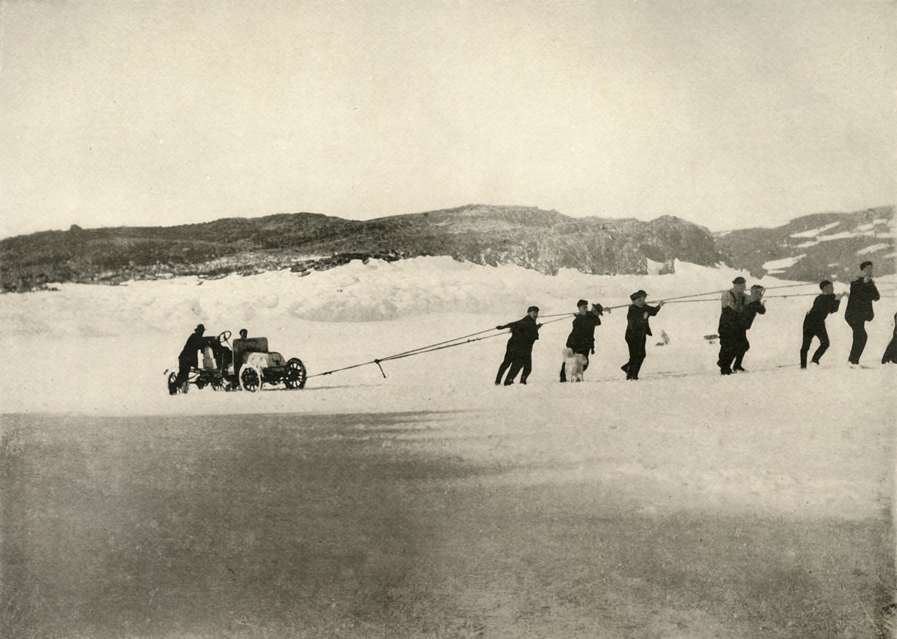 El Automóvil en Nieve Suave, después del regreso del Barco, c1908, 1909 de Unbekannt