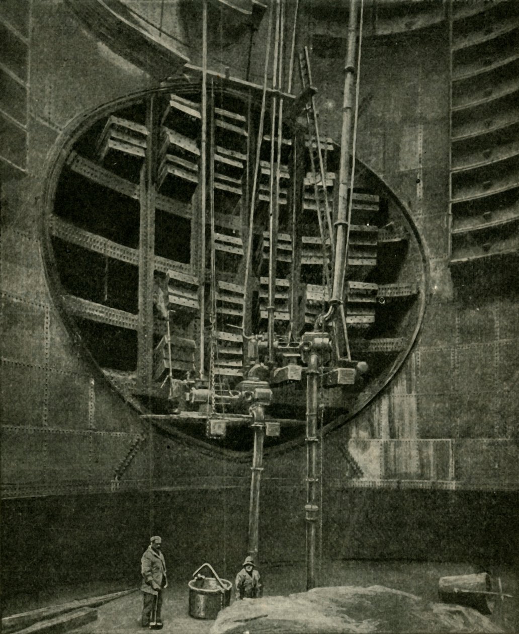 El eje que conduce a la entrada del túnel de Blackwall, 1901 de Unbekannt
