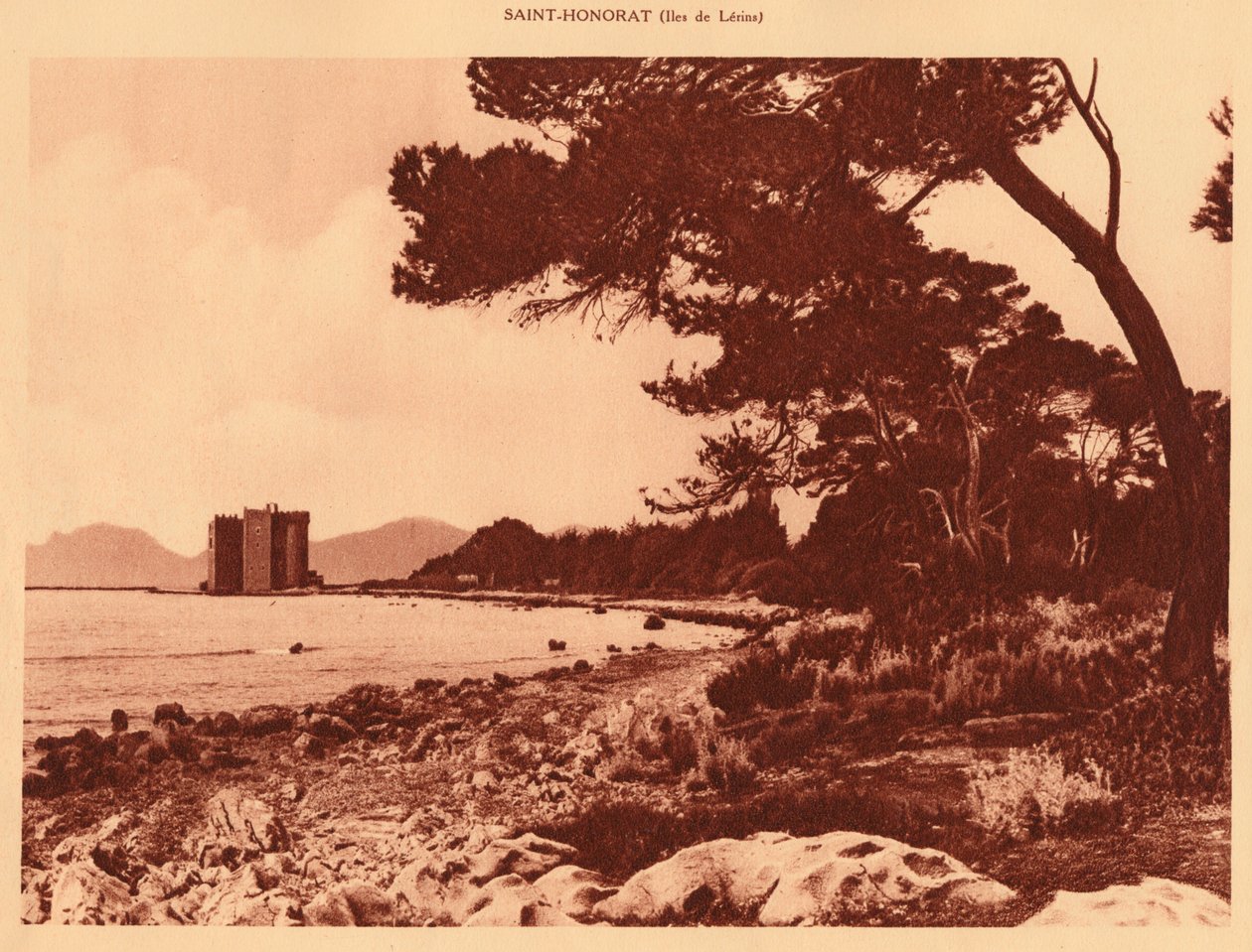 El antiguo monasterio, Saint-Honorat, 1930 de Unbekannt