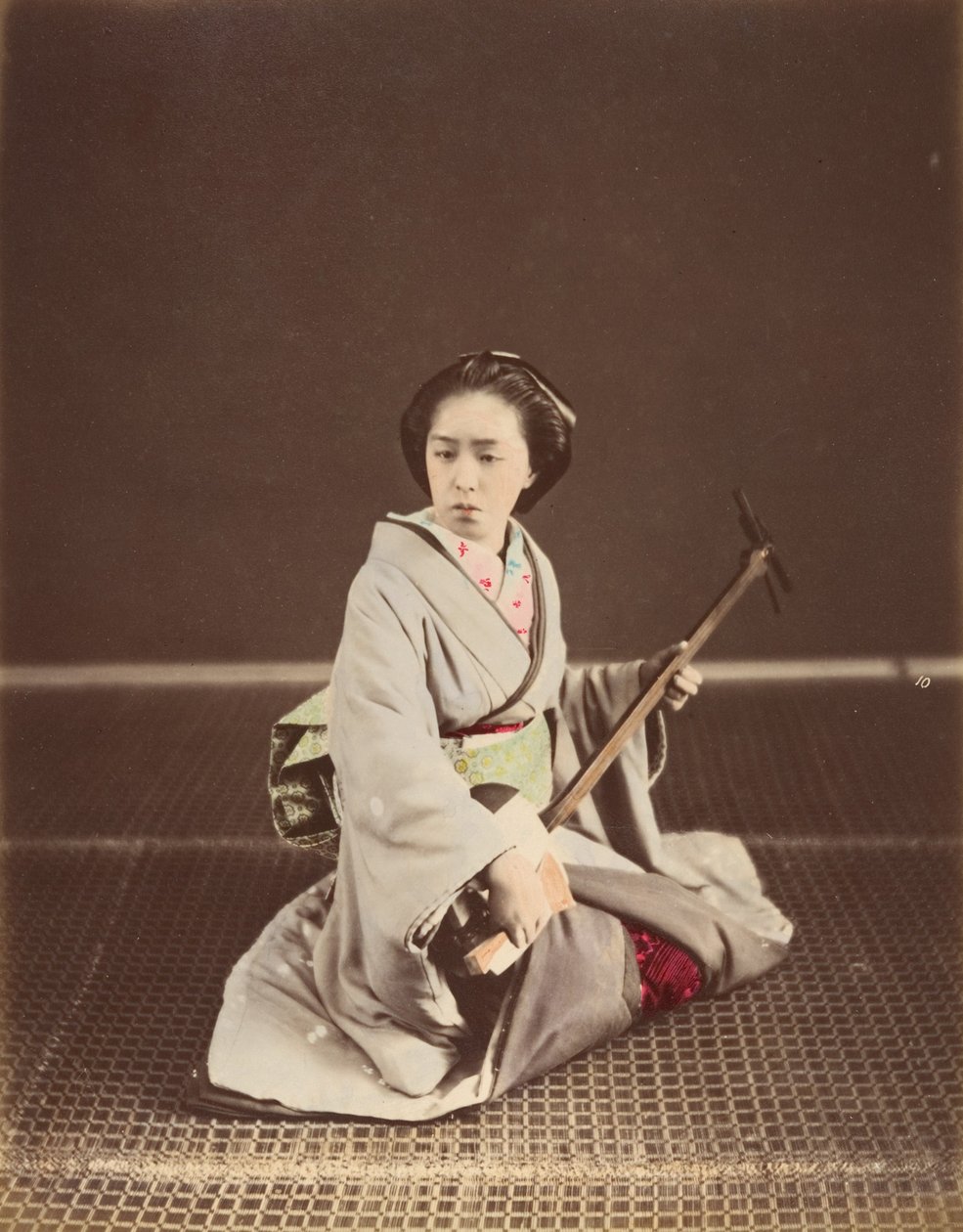 [Geisha de Tokio con Shamisen], 1870s de Unbekannt