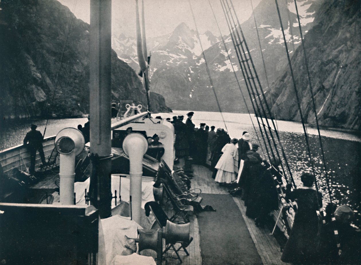 Barco turístico en el fiordo de Trold, 1914 de Unbekannt