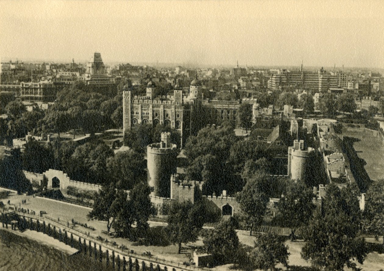 Torre de Londres. Vista general desde el sur, c1920 de Unbekannt