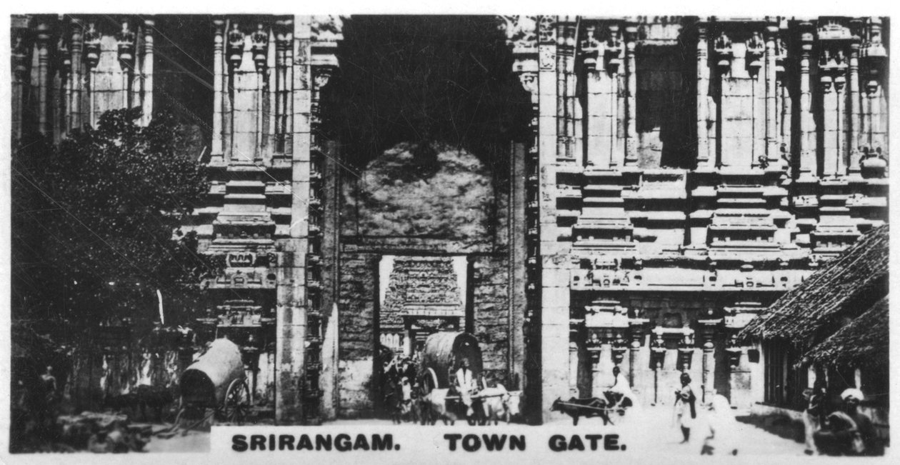 Puerta de la ciudad, Srirangam, India, c1925 de Unbekannt