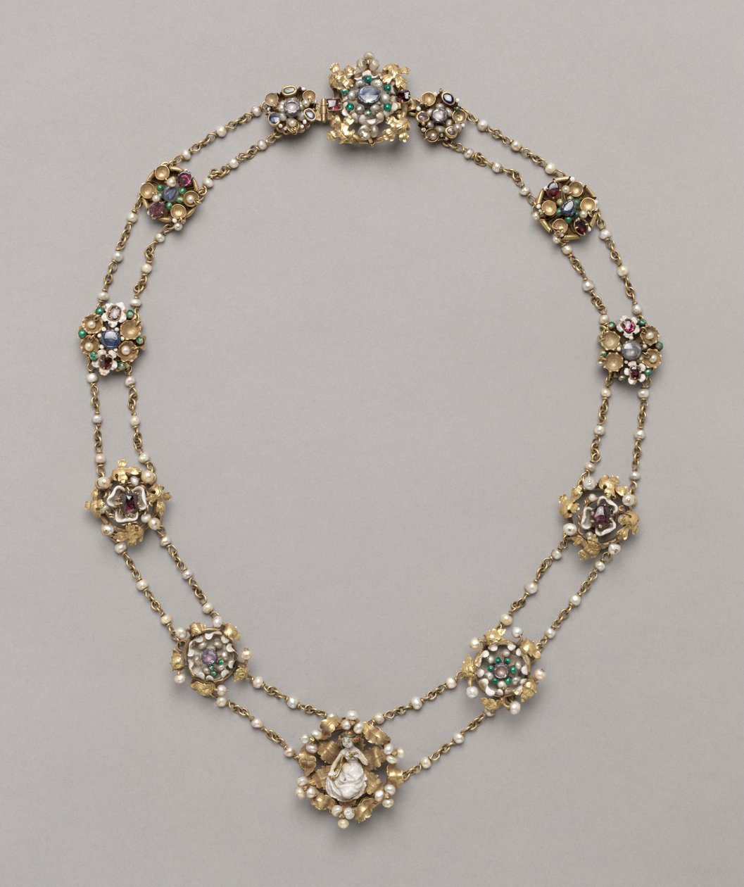 Doce medallones montados como un collar, c. 1400 de Unbekannt
